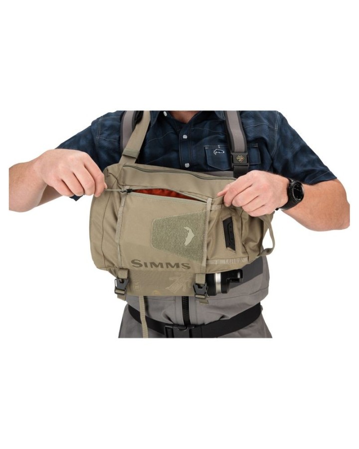 SIMMS Sling Pack Tributary Tan | PLC-PECHE.FR