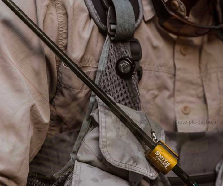 Porte canne Smith Creek rod clip™ + Green avec Zinger | PLC-PECHE.FR