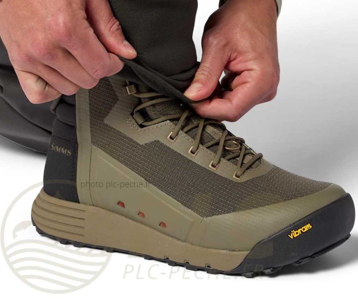 Chaussures Access Boot Dark Stone SIMMS | PLC-PECHE.FR