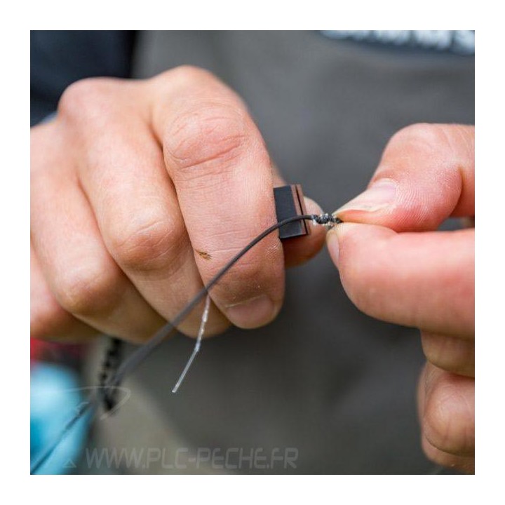 Coupe fil Rogue Nippers Loon et son outil à noeuds | PLC-PECHE.FR