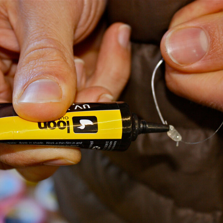 Colle UV Knot Sense LOON |PLC-PECHE.FR